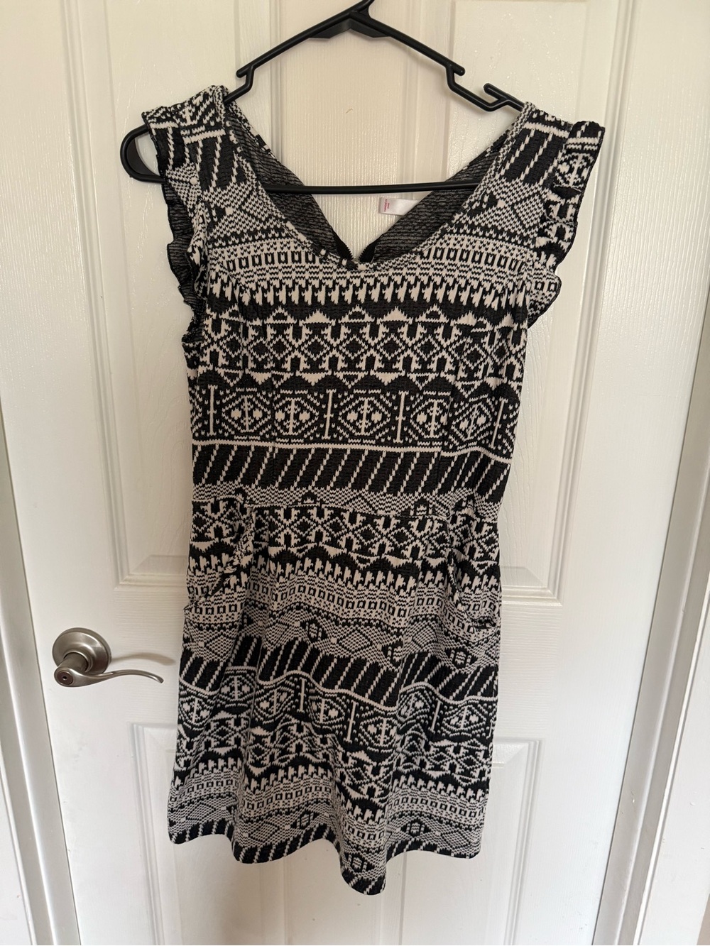 Xhilaration Black and White Aztec V-Neck Dress